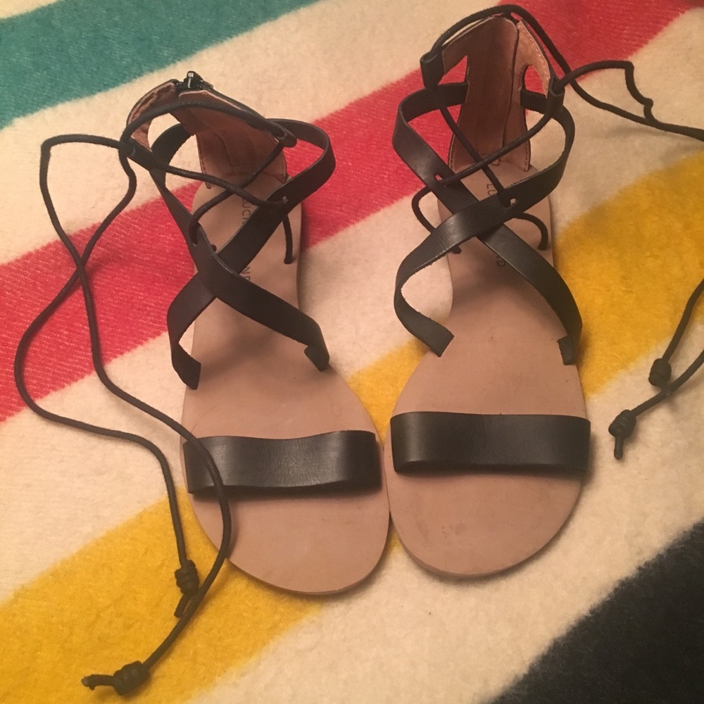 LUCKY BRAND - Black Gladiator Lace-Up Sandal